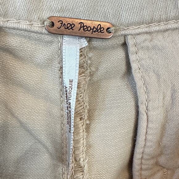 Free People Womens Billie Pleated Chino Shorts Size 6 Almond Milk Cotton Blend - Picture 6 of 8